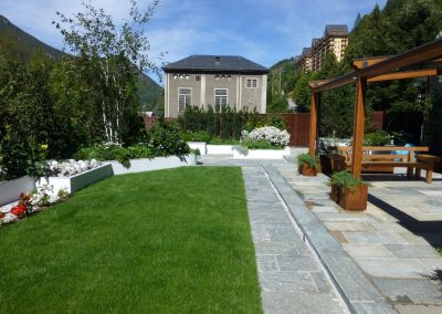 ROOF GARDEN IN A MOUNTAIN VILLAGE